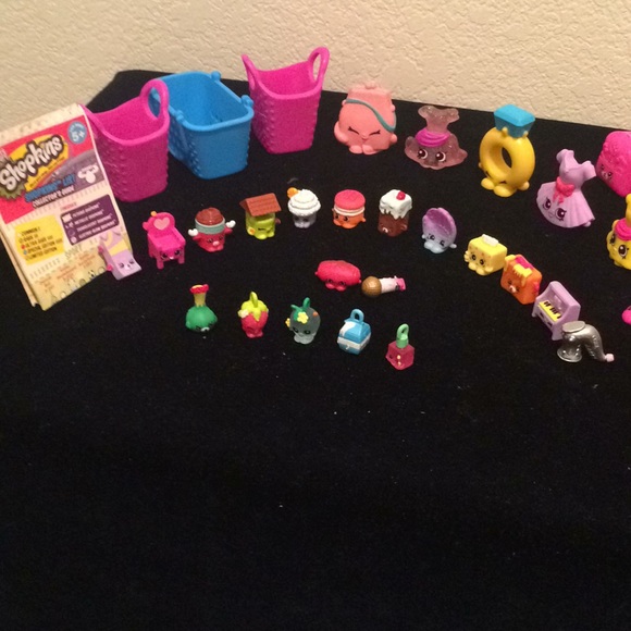 Shopkins Other - 32 Pieces Shopkins